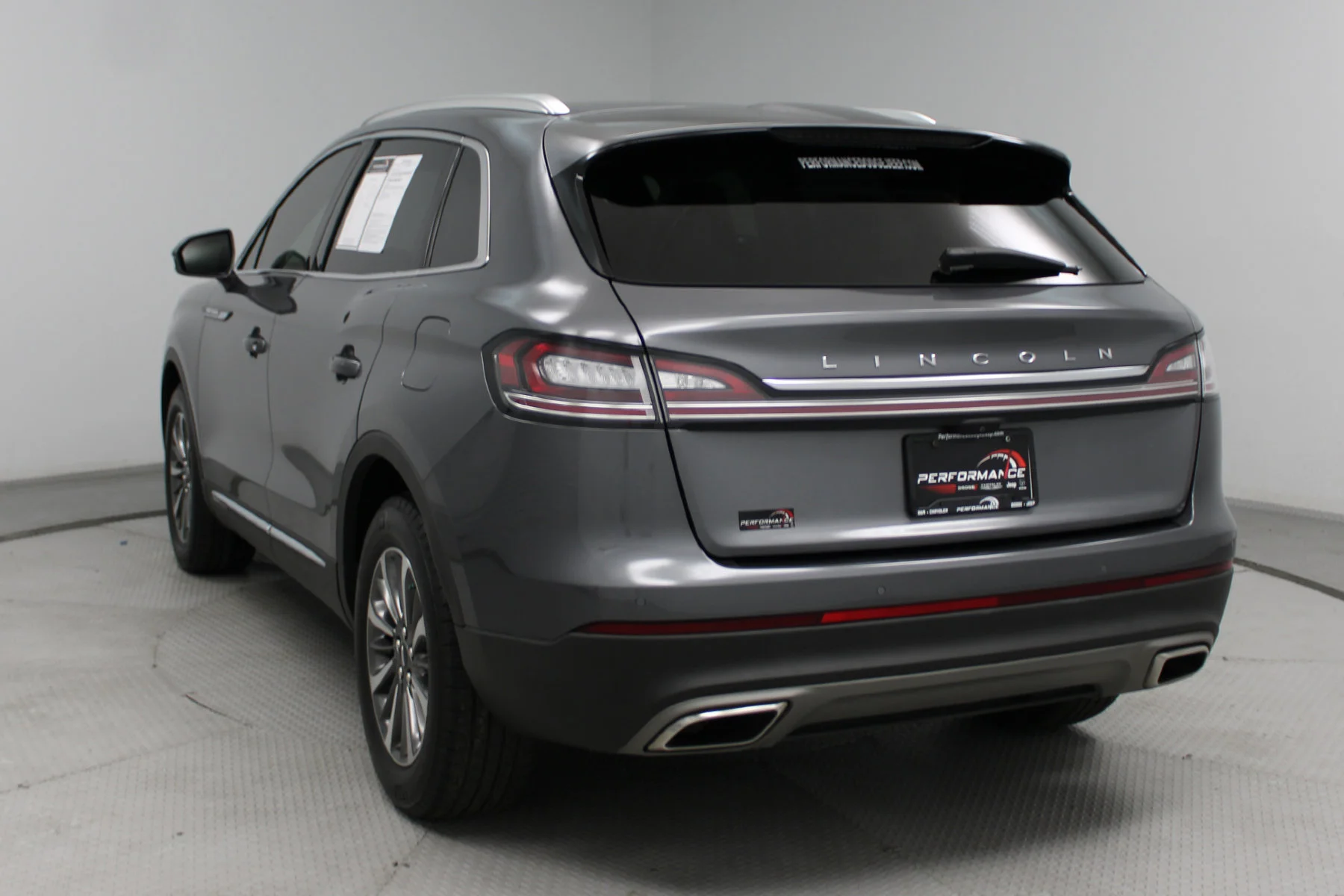 Used 2021 Asher Gray Lincoln Standard FWD image 38