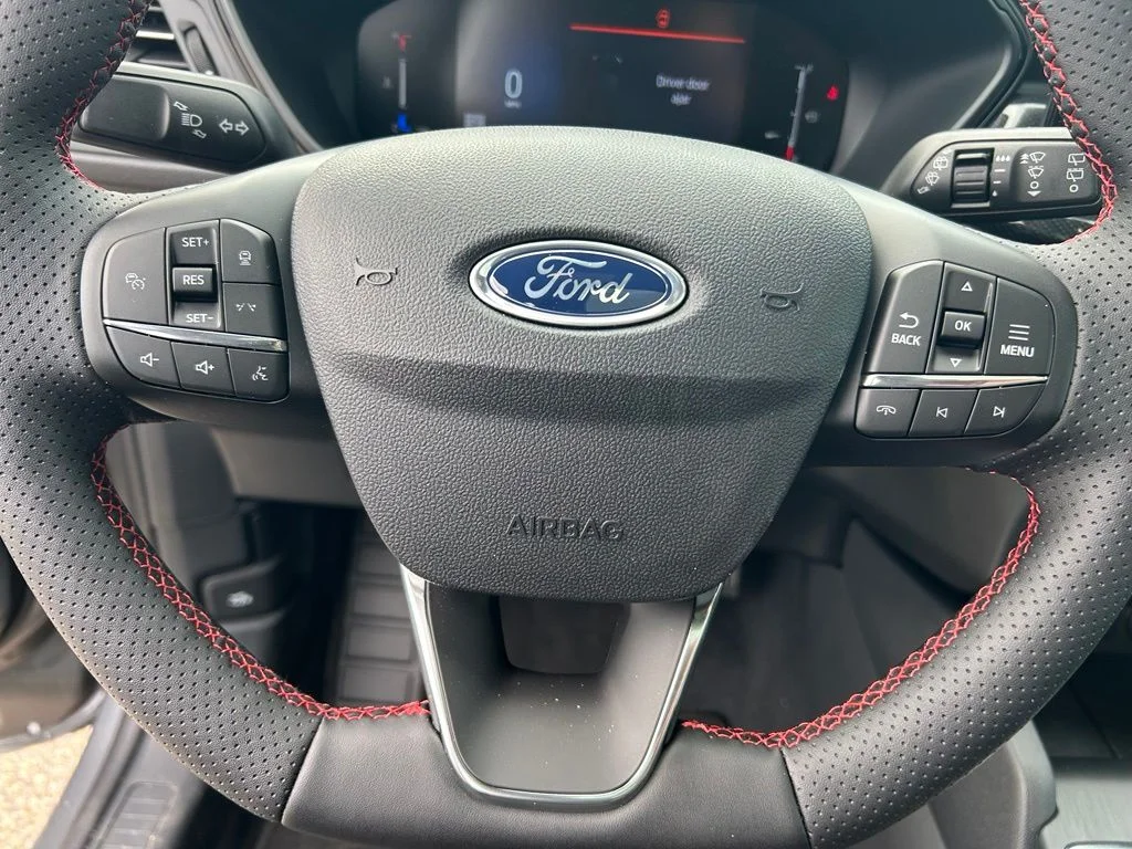2026 Ford Escape ST-Line - Photo 18
