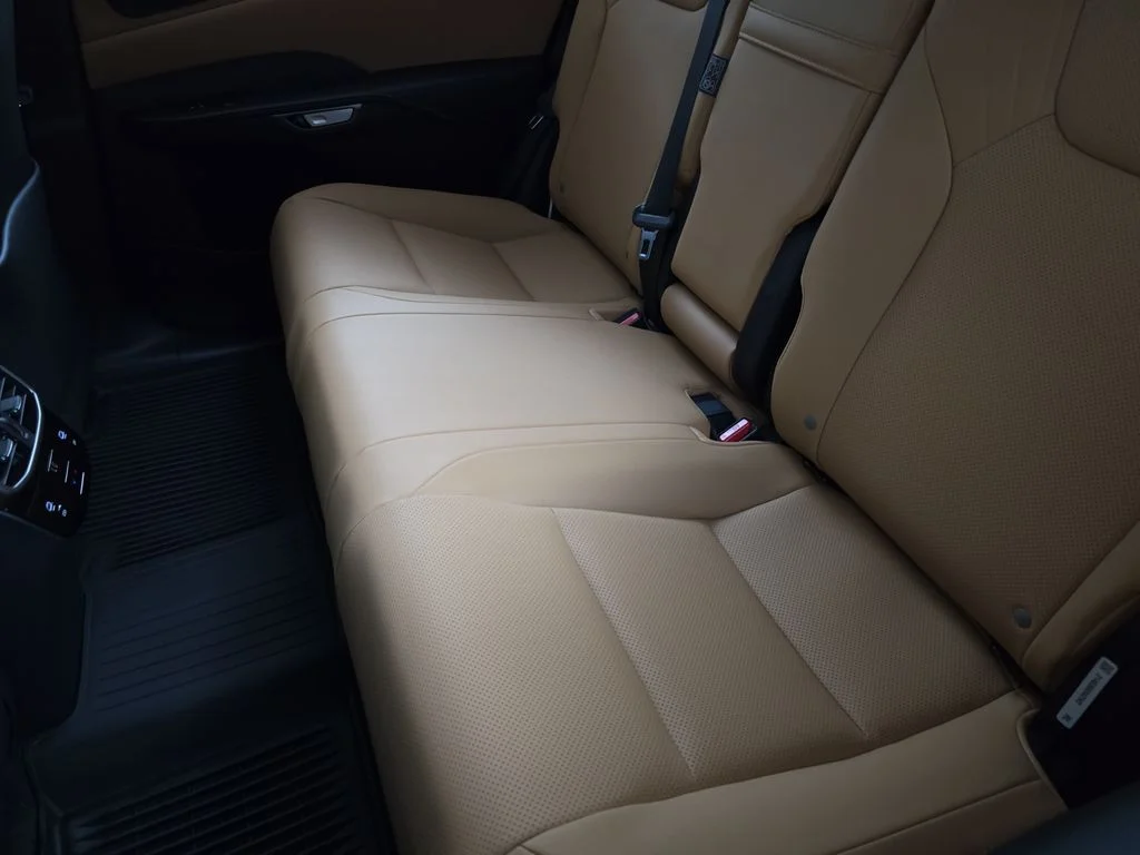 New 2026 Iridium Lexus PREMIUM image 14