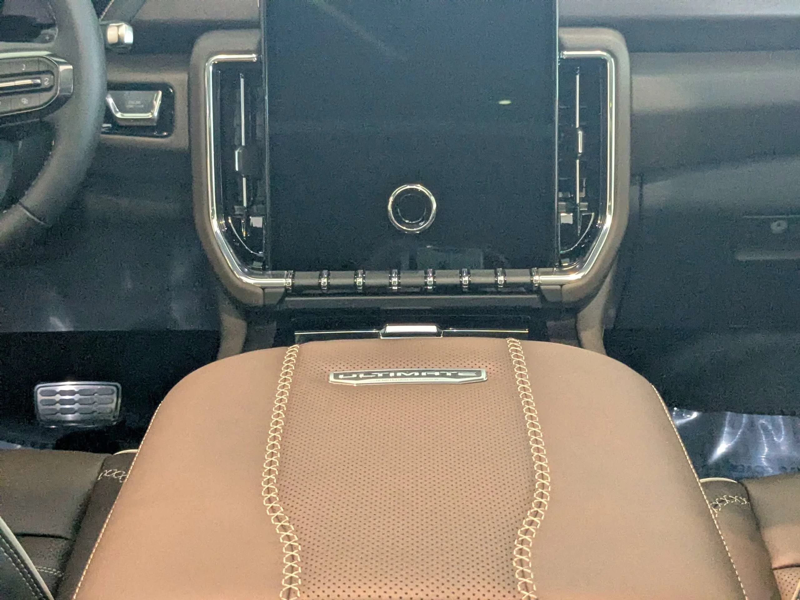 2027 GMC Yukon Denali Ultimate - Photo 20