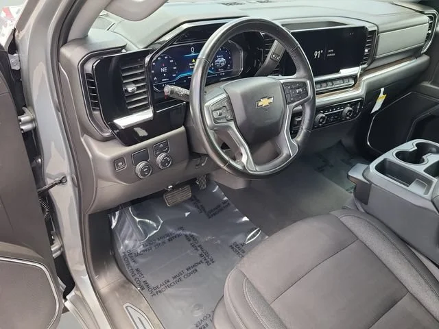 Used 2024 Sterling Gray Metallic Chevrolet LT image 18