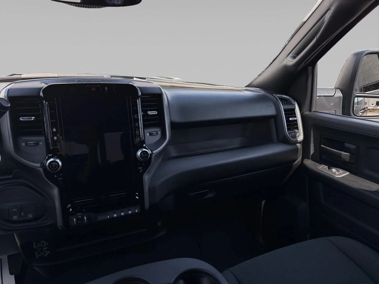 2026 RAM 2500 Tradesman - Photo 10