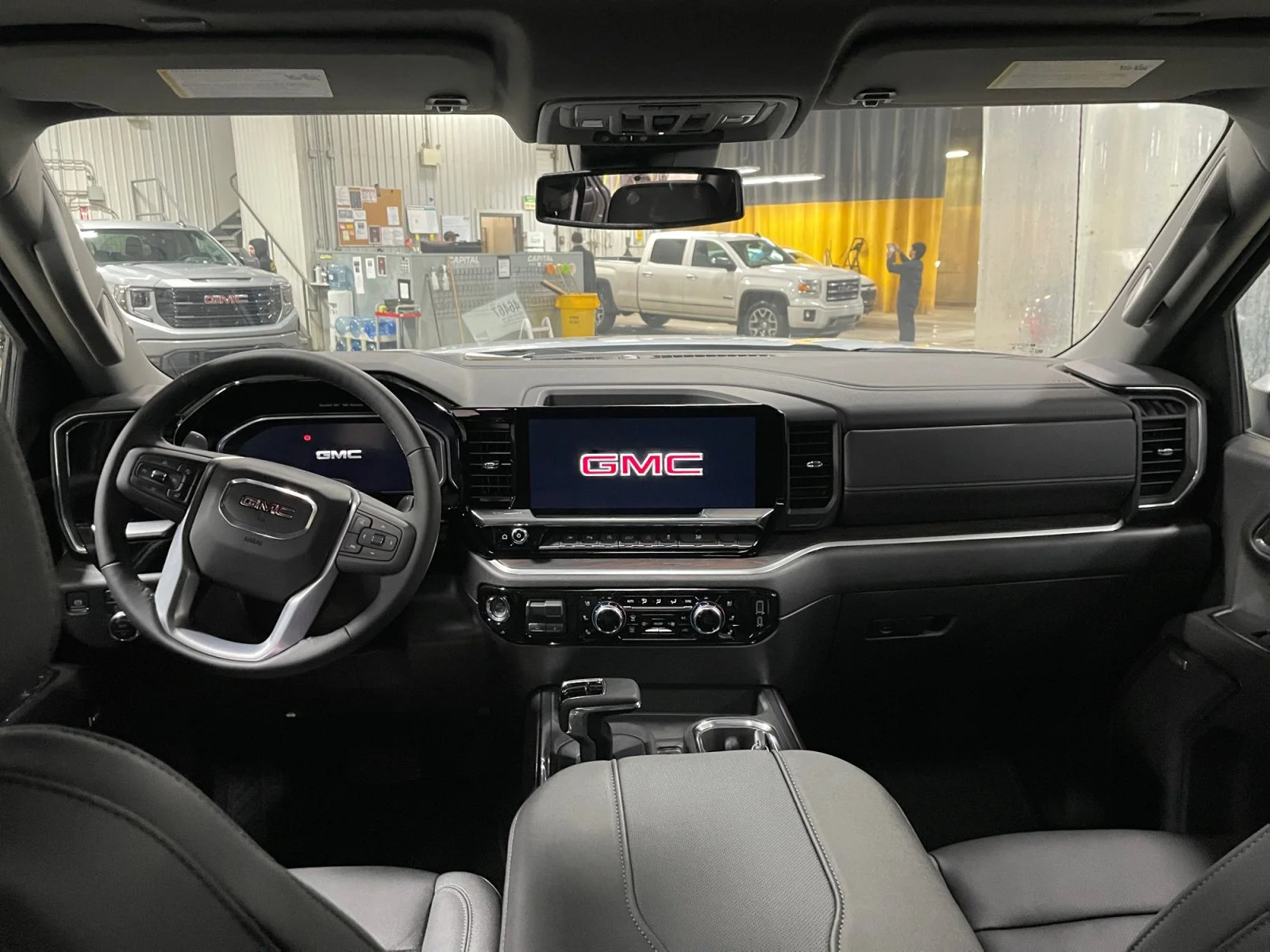 New 2026 Glacier White Tricoat GMC SLT image 19