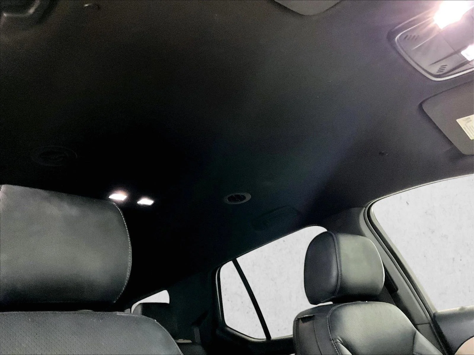 Used 2023 Summit White Chevrolet LS image 17
