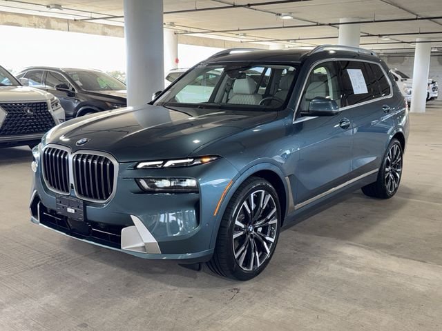 Used 2025 Blue BMW xDrive40i image 5