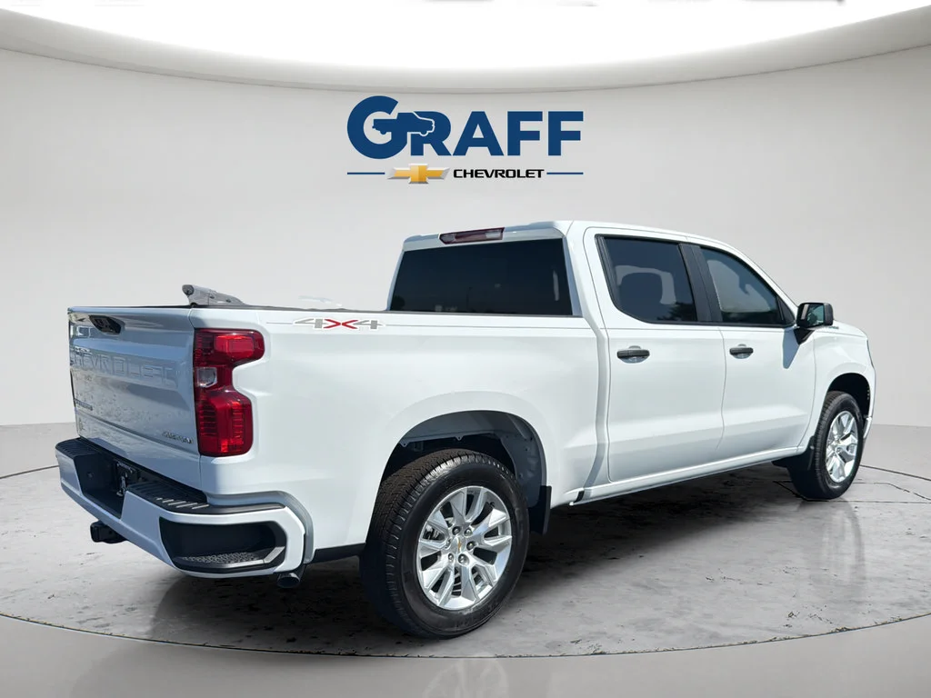 New 2026 Summit White Chevrolet Custom image 15