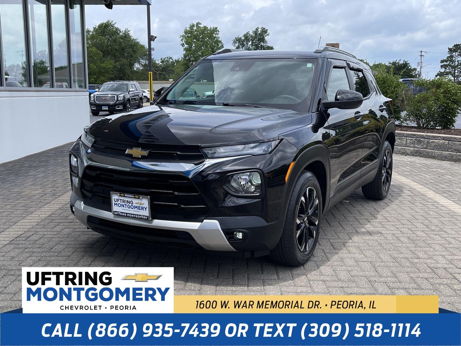 Used 2022 Mosaic Black Metallic Chevrolet LT image 1