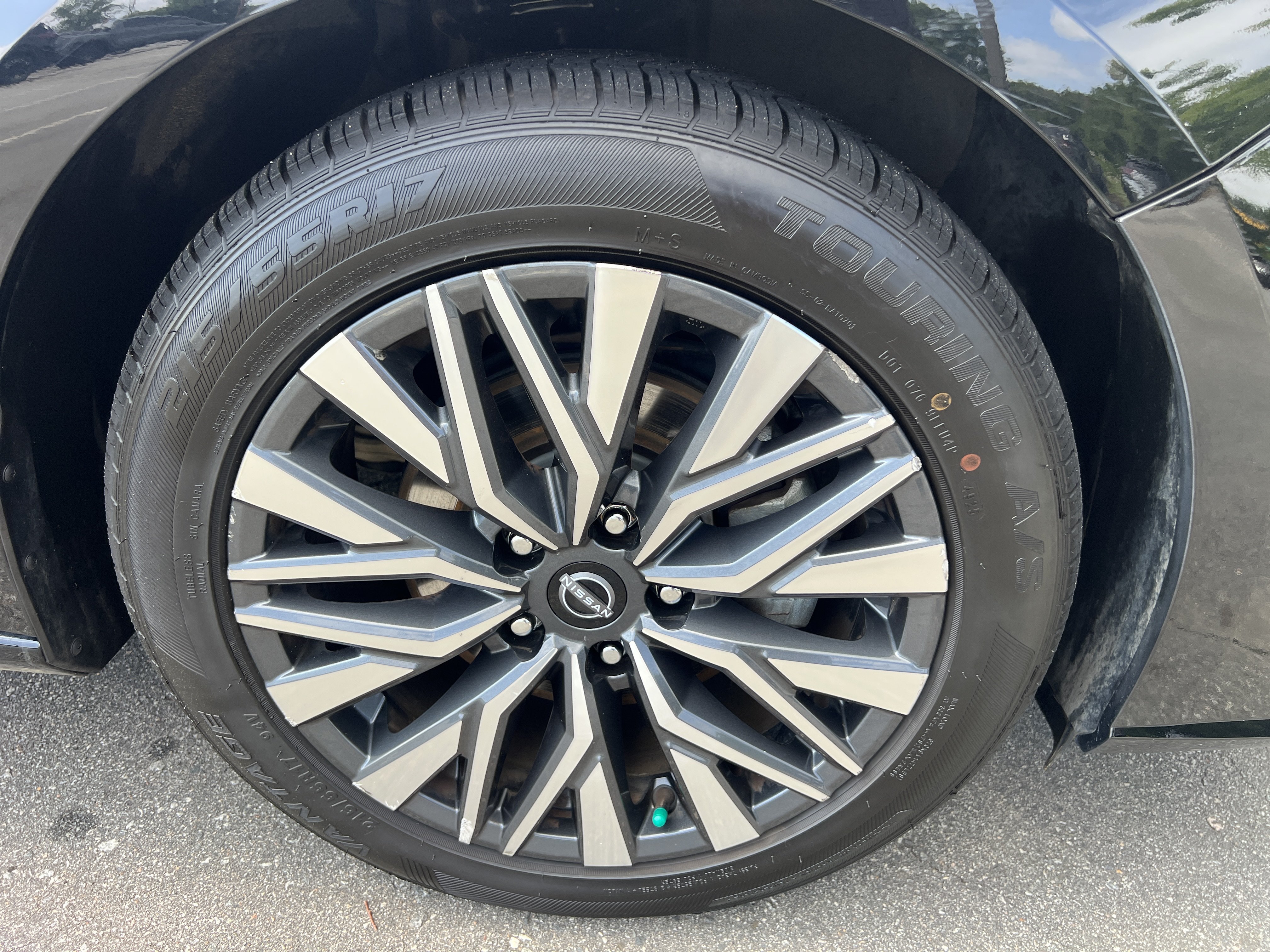 Certified Used 2024 Super Black Nissan 2.5 SV image 12