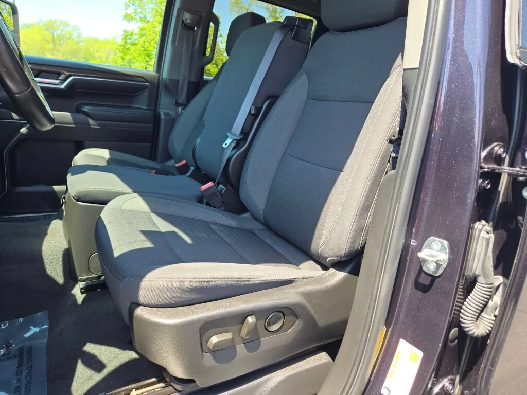 2022 Chevrolet Silverado 1500 LT - Photo 22