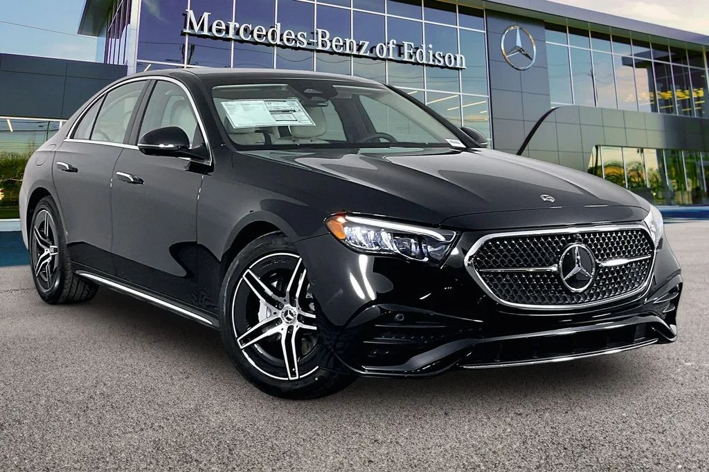 2026 Mercedes-Benz E-Class E350 4MATIC's photo