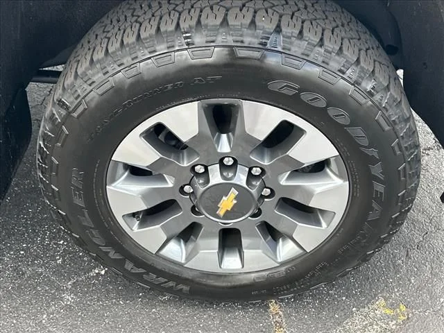 Used 2026 Gray Chevrolet Custom image 32