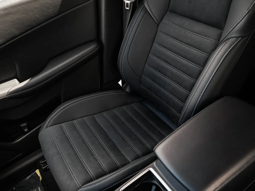 2025 Mitsubishi Outlander Plug-in Hybrid SE - Photo 26