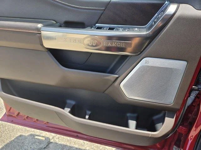 Used 2023 Rapid Red Metallic Tinted Clearcoat Ford King Ranch image 25