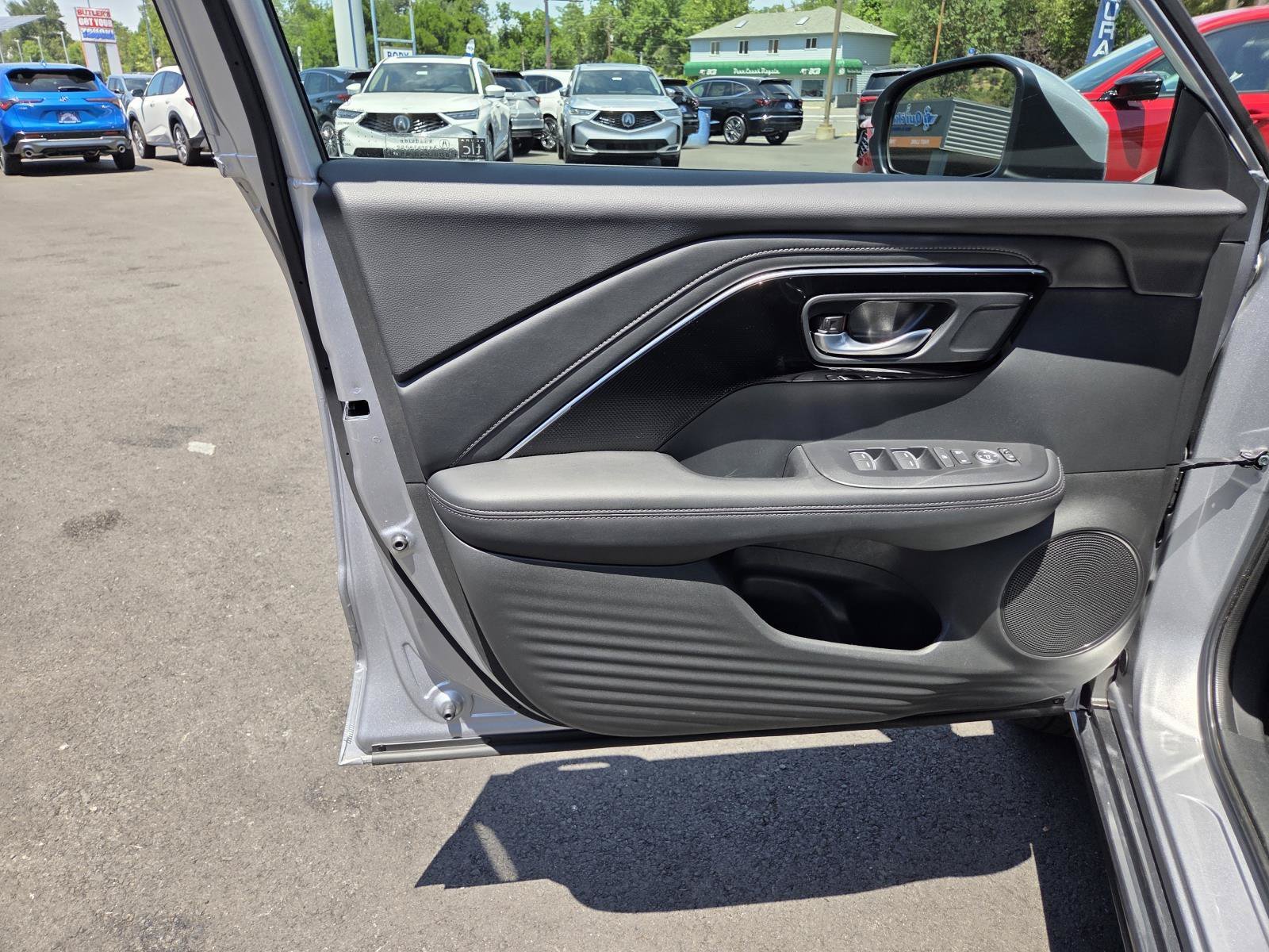 2025 Acura ADX Base - Photo 12