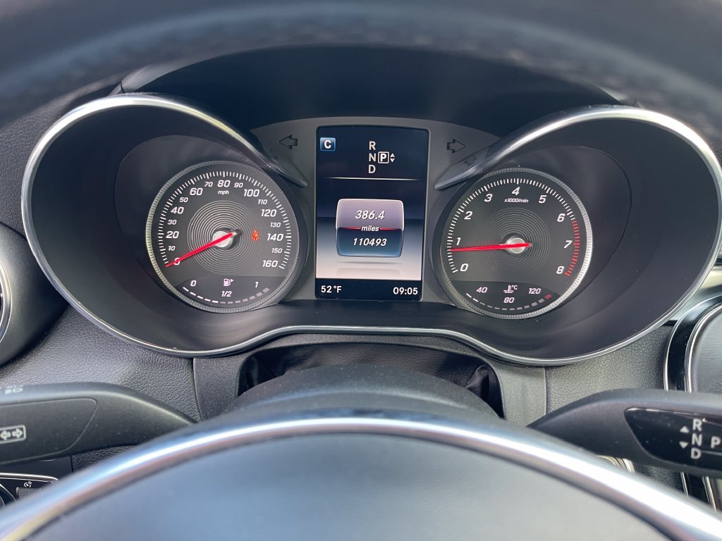 Used 2015 White Mercedes-Benz C 400 image 4