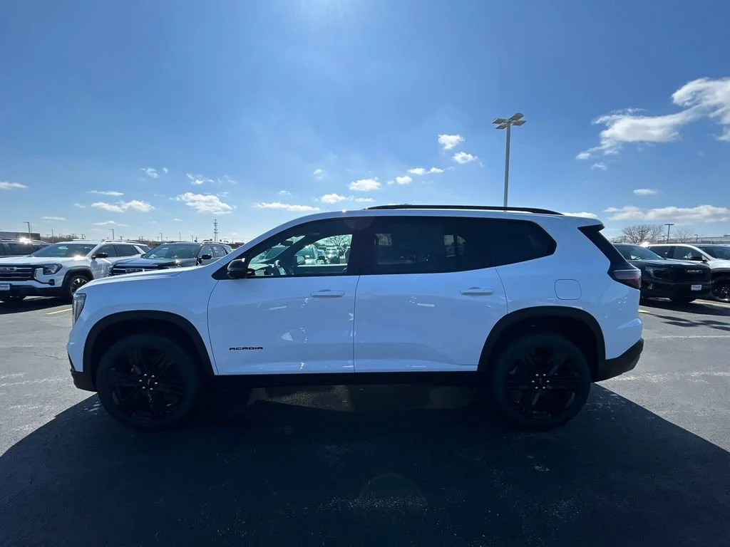 2026 GMC Acadia Elevation - Photo 7