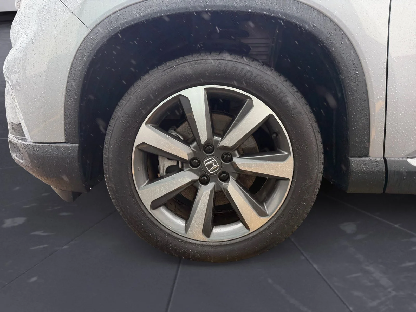 Used 2025 Silver Honda Elite image 45