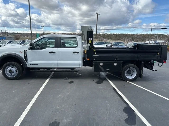 2024 Ford F-550 Super Duty Chassis Cab XL - Photo 12