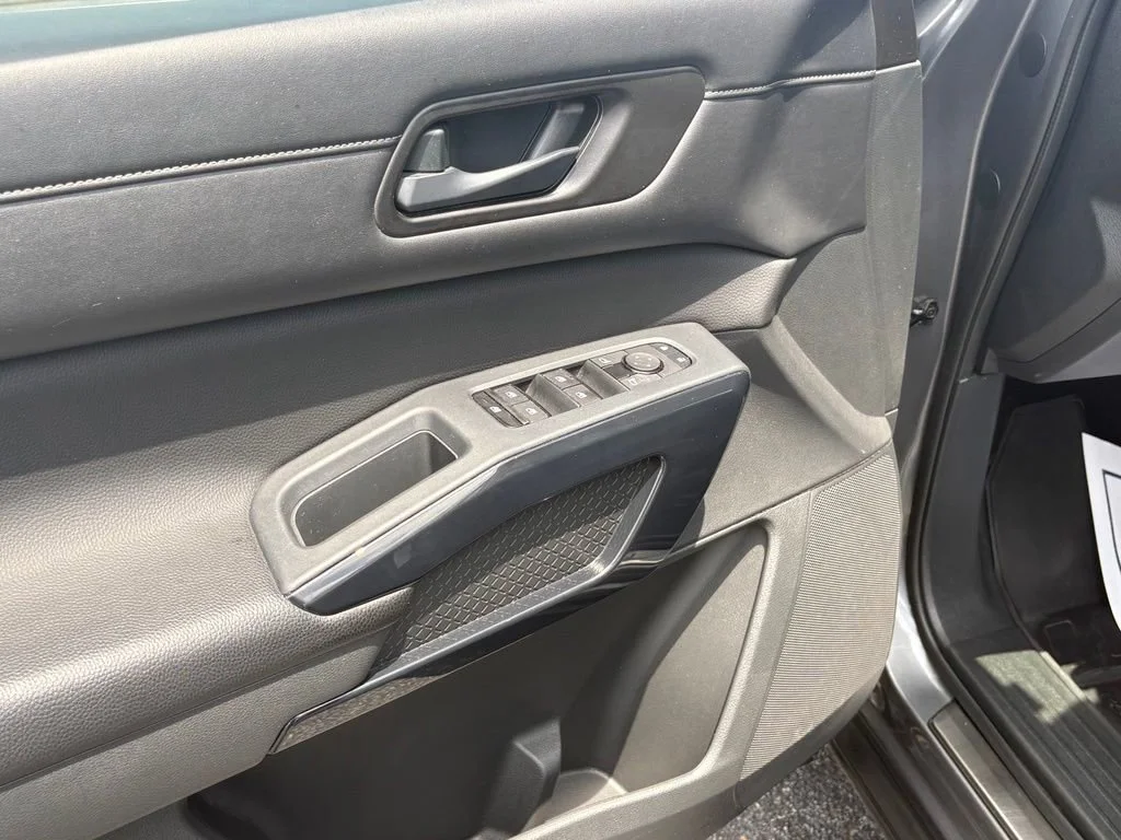 Used 2024 Gun Metallic Nissan SV image 10
