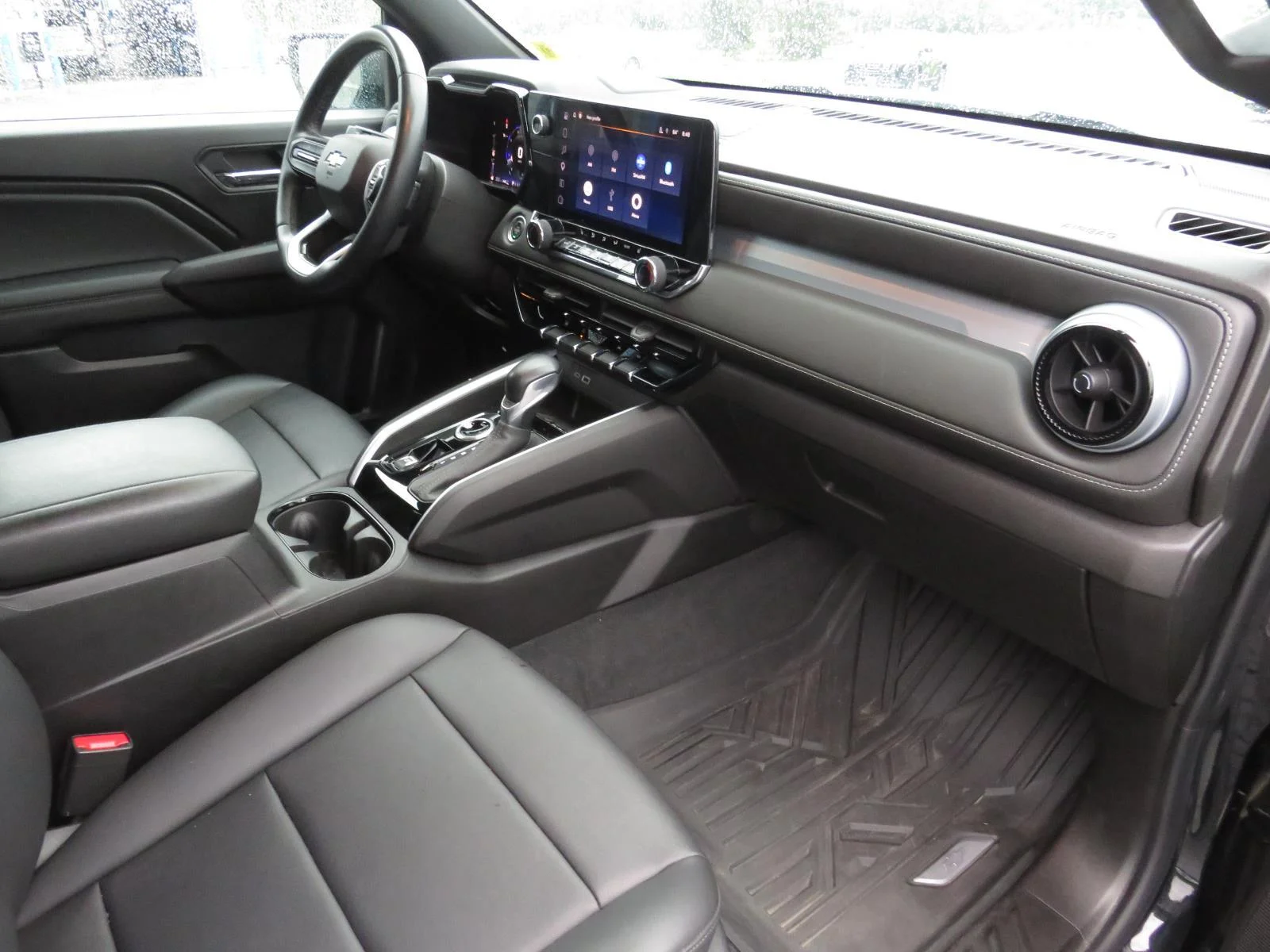 Used 2023 Black Chevrolet LT image 24
