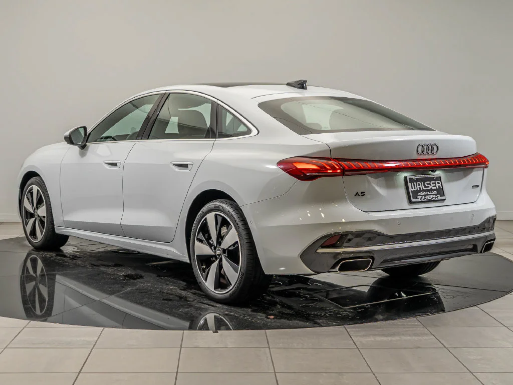 Used 2025 Glacier White Audi 2.0T Premium image 6