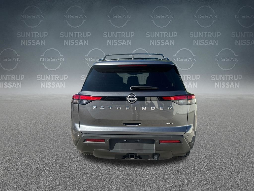 Used 2025 Gray Nissan SV image 5