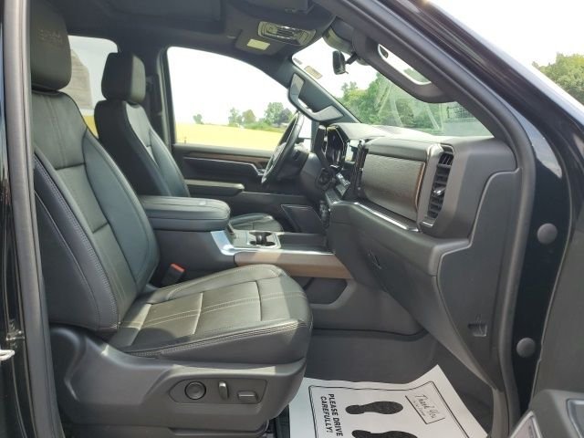 Used 2024 Black Chevrolet High Country image 24