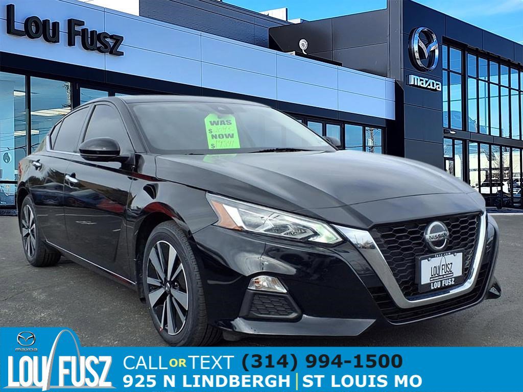 2022 Nissan Altima SV