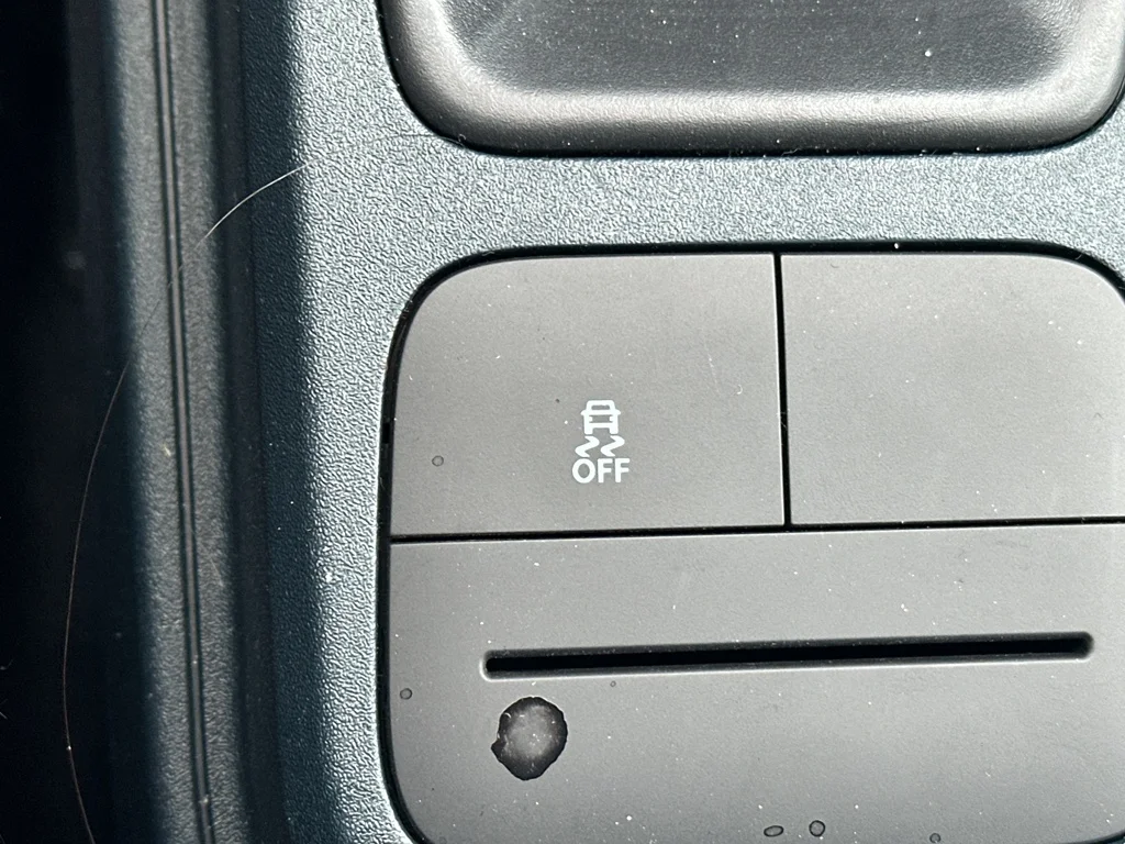 New 2026 Azure Gray Metallic Tri-Coat Ford XLT image 23