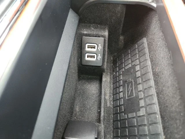 Used 2019 Black Lincoln Reserve image 34