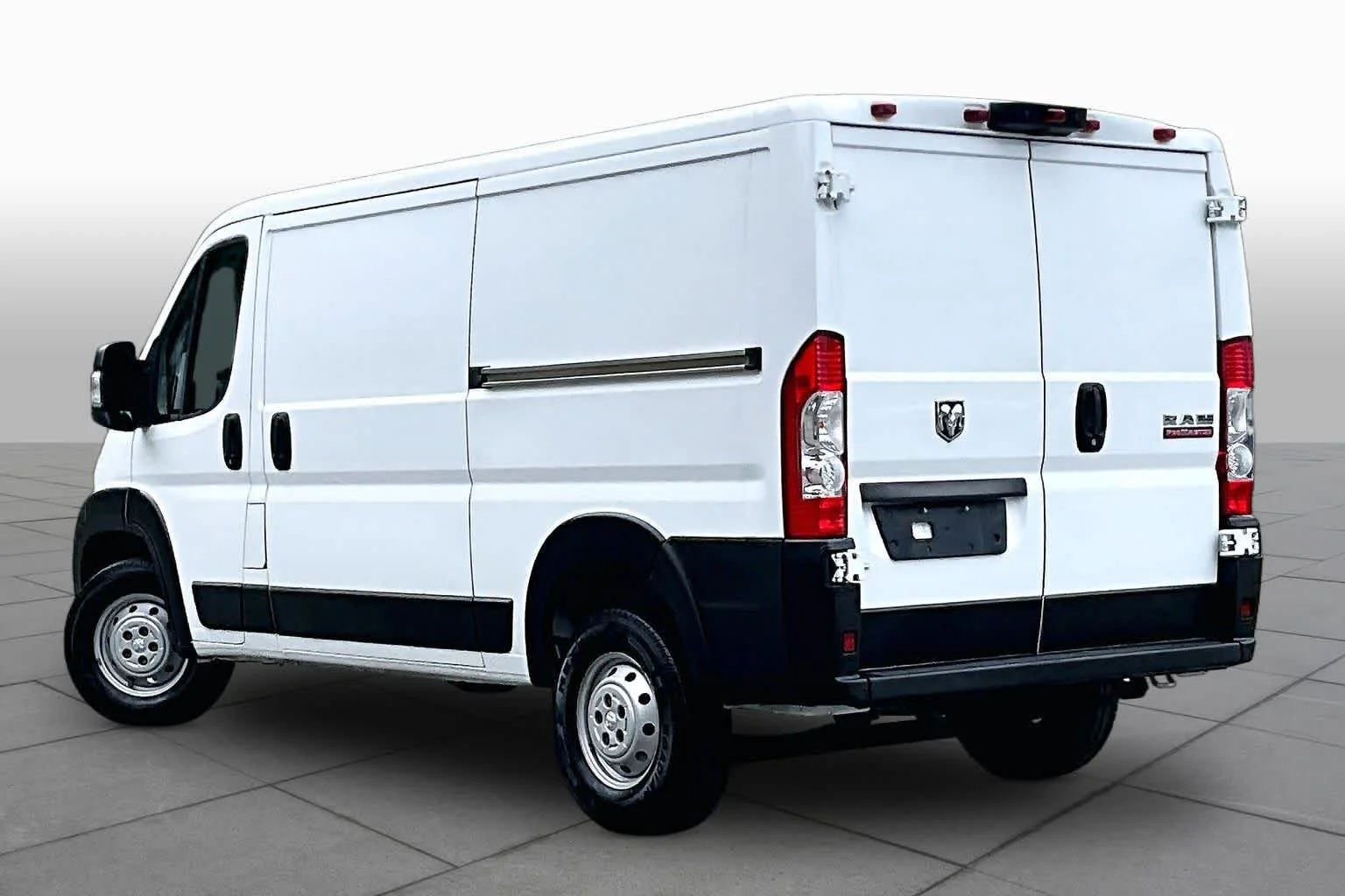 Used 2022 Bright White Clearcoat Ram  image 12