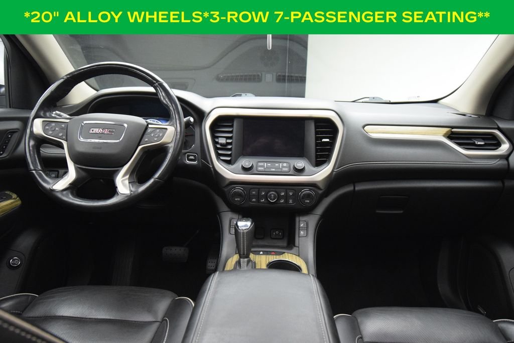 Used 2019 White Frost Tricoat GMC Denali image 4