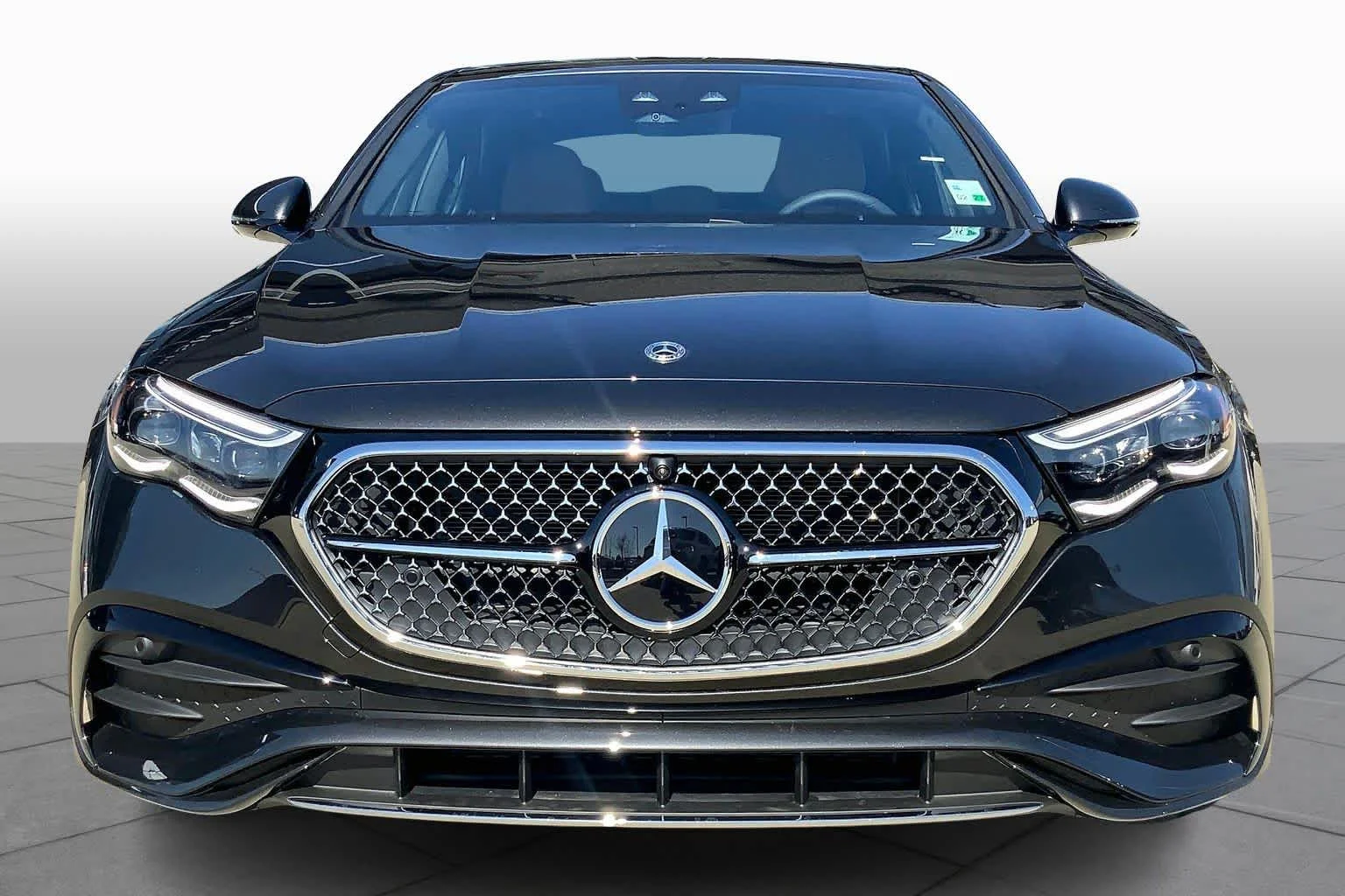New 2026 Graphite Grey Metallic Mercedes-Benz E 350 image 3