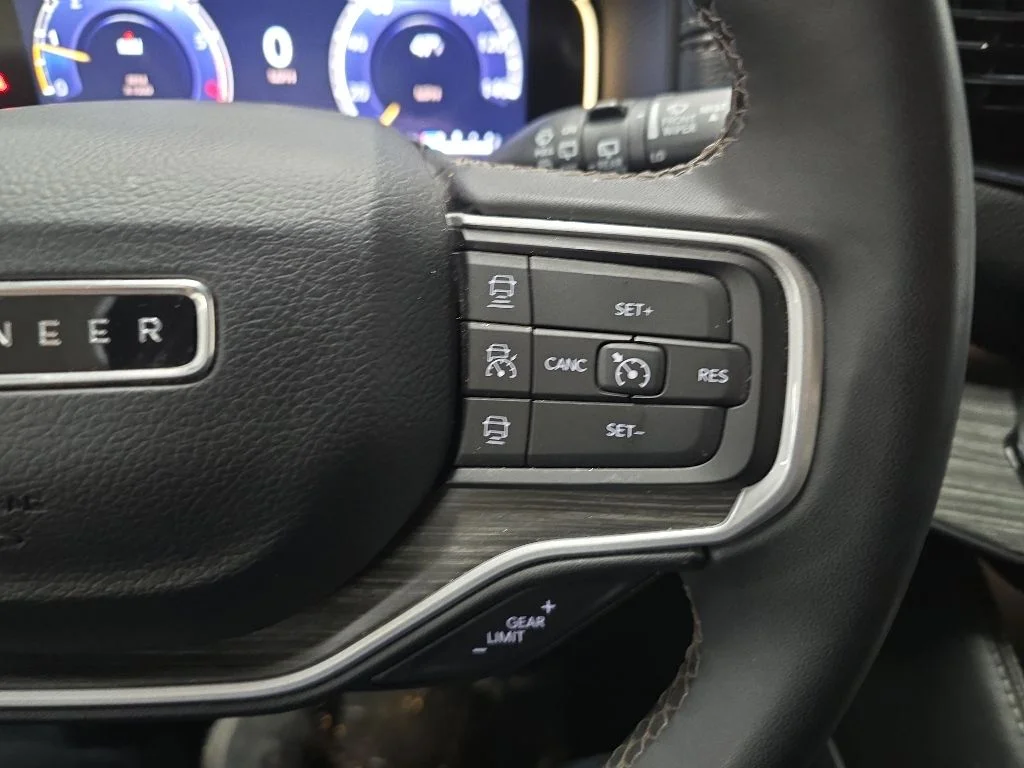 Used 2023 Gray Jeep Series III image 21