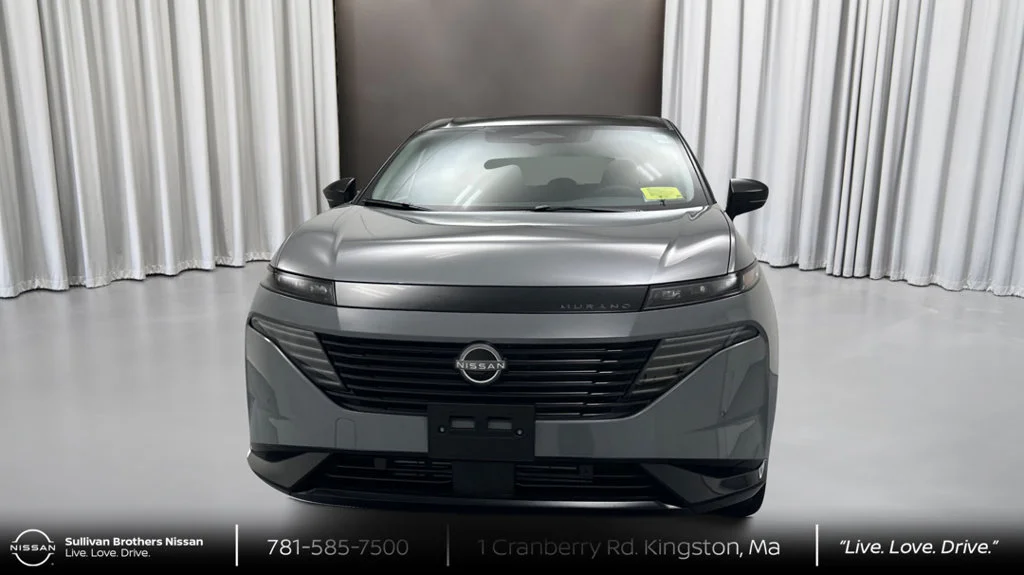 New 2027 Gray Nissan Platinum image 2