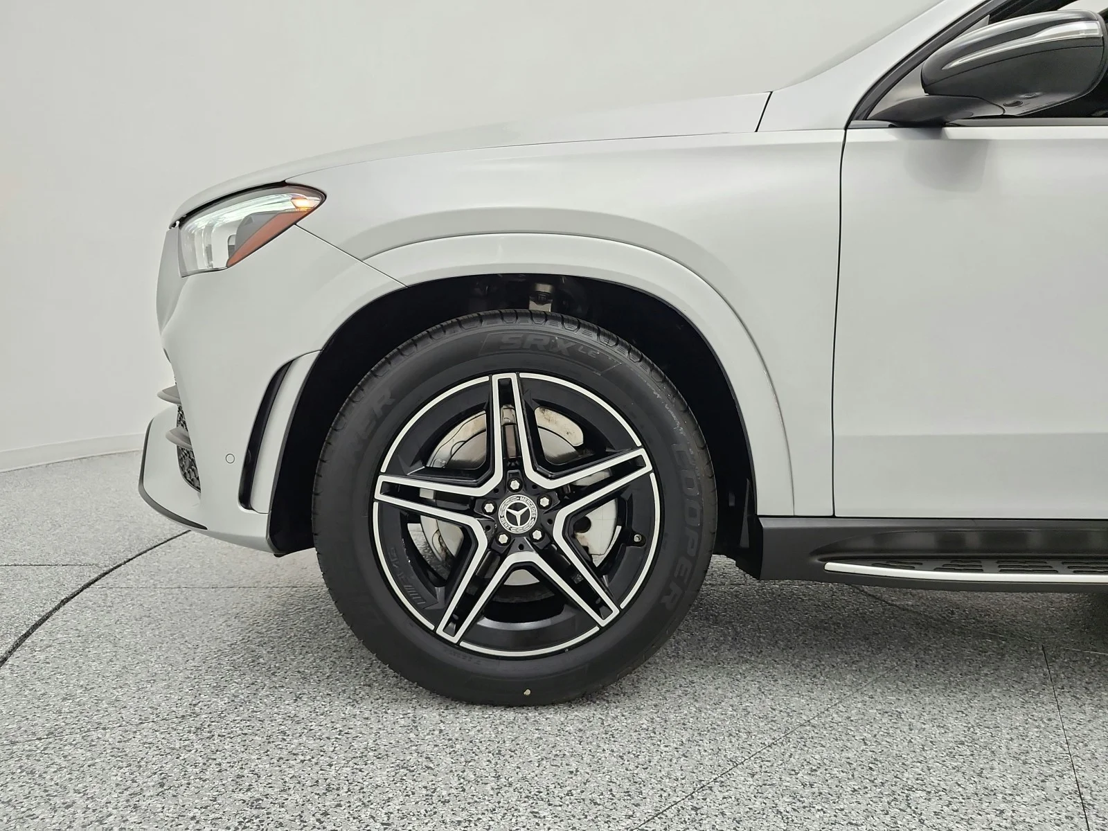 Used 2021 Iridium Silver Metallic Mercedes-Benz GLE 350 4MATIC® SUV image 18
