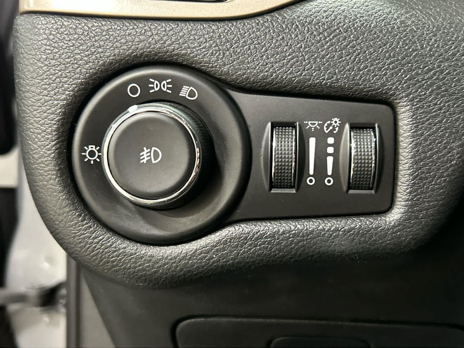 2014 Jeep Cherokee Latitude - Photo 26