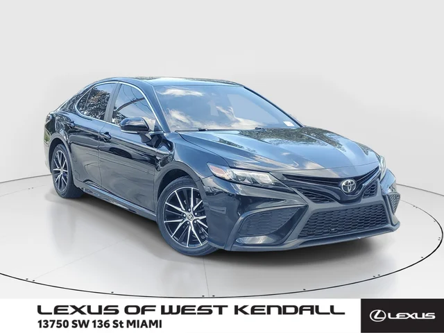 2024 Toyota Camry SE