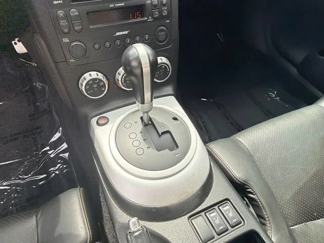 Used 2007 Silver Alloy Metallic Nissan Touring image 23