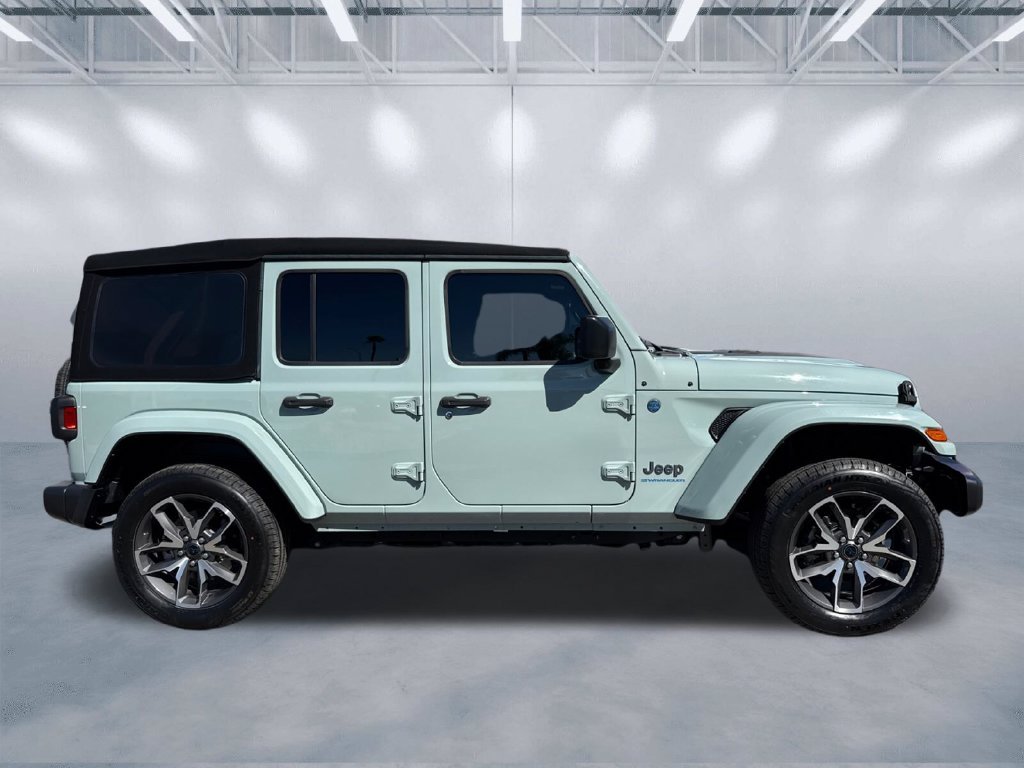 Used 2024 Gray Jeep Sport S 4xe image 3