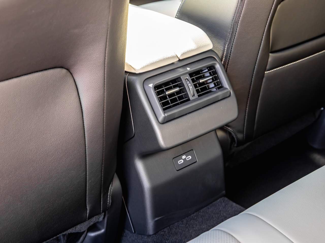 2026 Mazda CX-50 Turbo - Photo 25