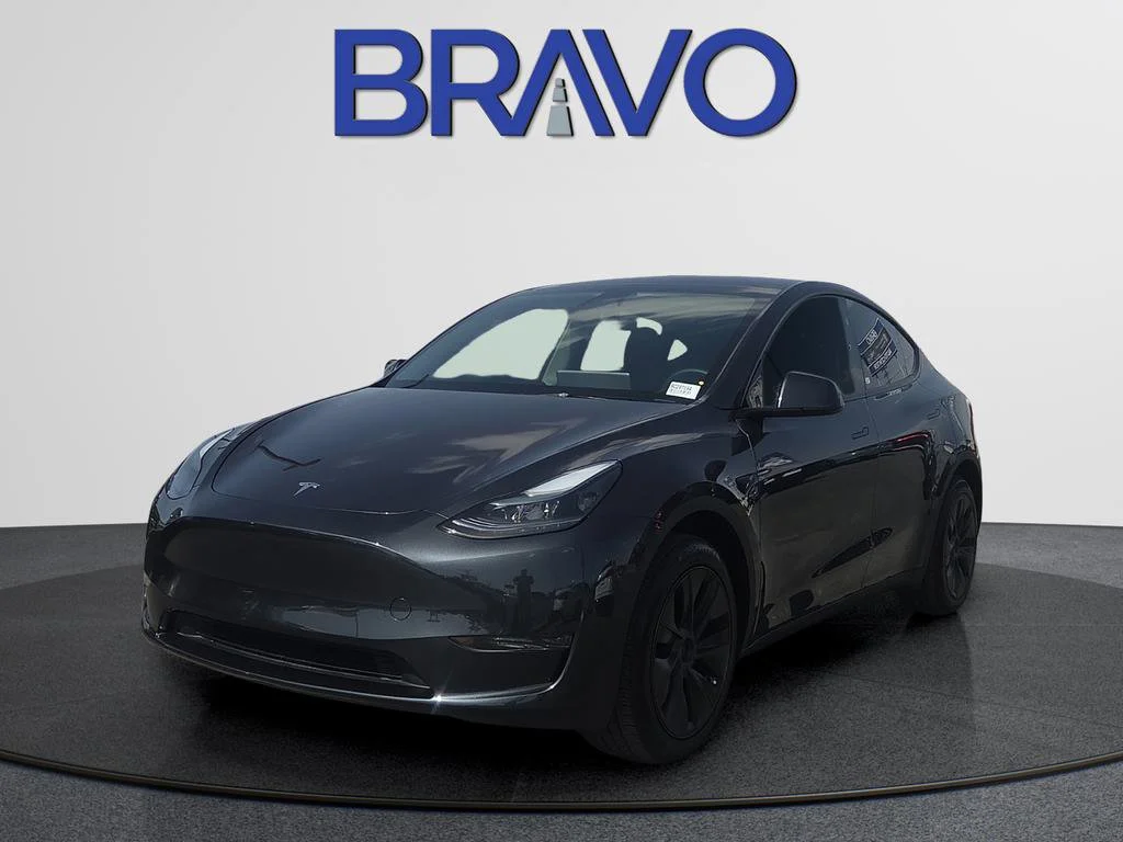 2025 Tesla Model Y Long Range Rear Wheel Drive's photo