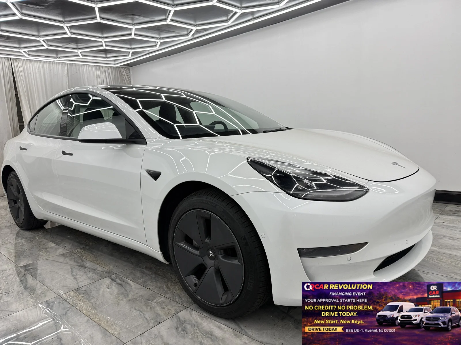 Used 2022 Pearl White Multi-Coat Tesla Long Range image 1