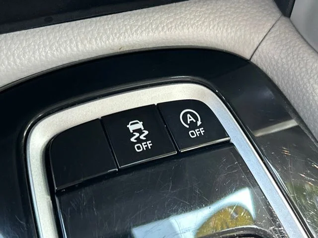 Used 2025  Toyota L image 45