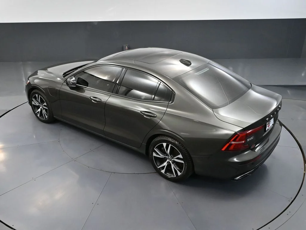 2022 Volvo S60 R-Design Expression - Photo 55
