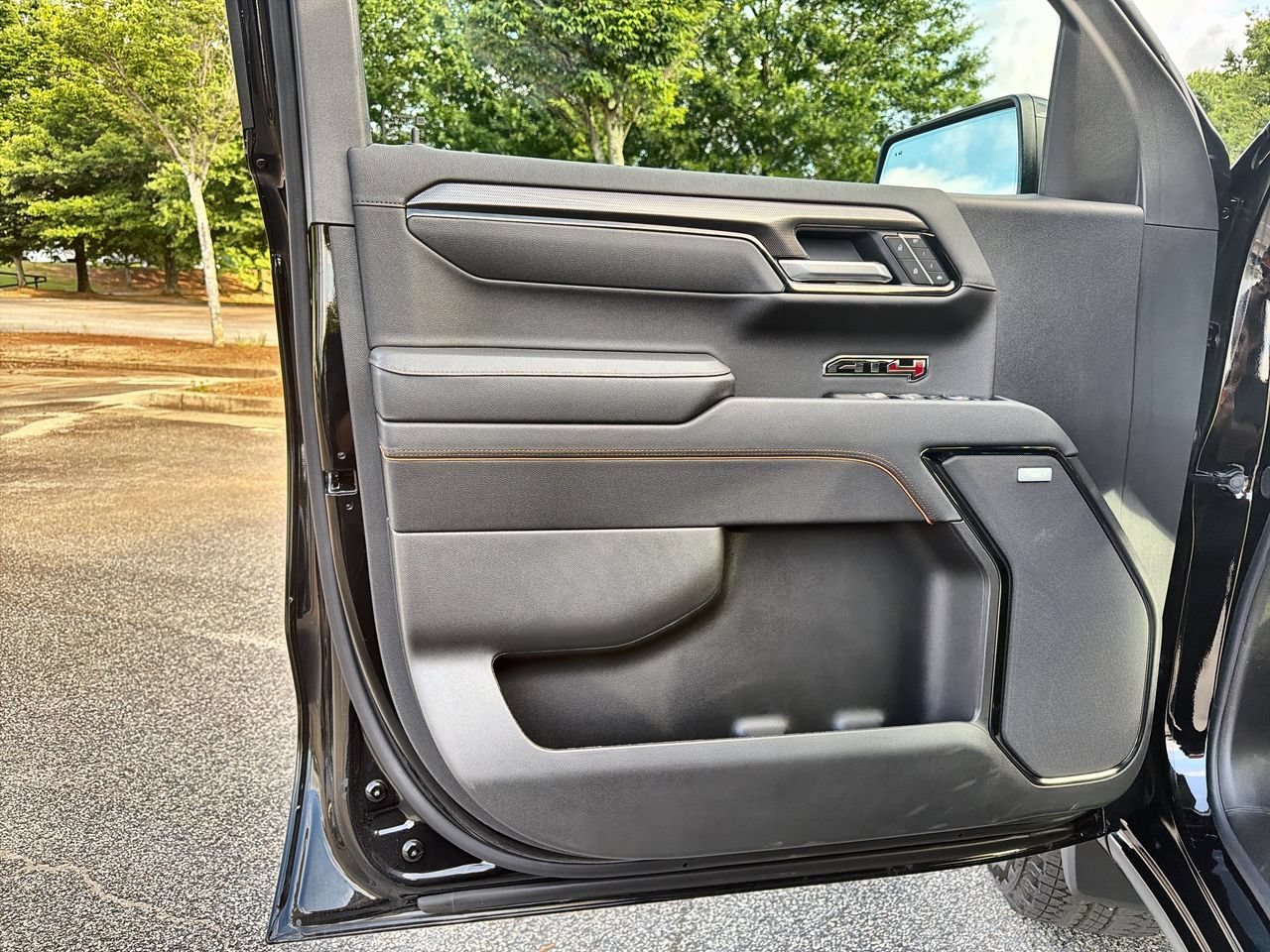 New 2026 Onyx Black GMC AT4 image 18