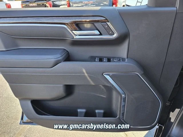 New 2026 TITANIUM RUSH METALLIC GMC Elevation image 17