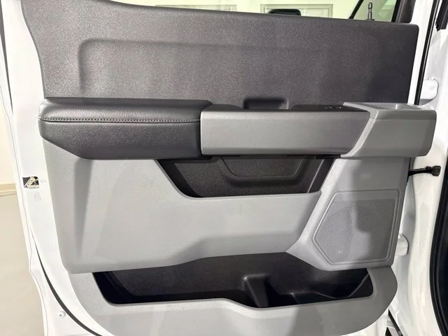 Used 2025 White Ford XLT image 13