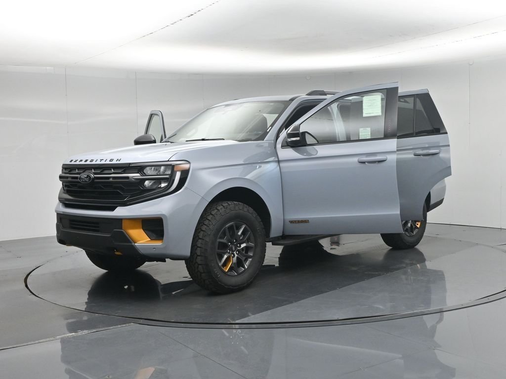 New 2026 Glacier Gray Metallic Tri-Coat Ford Tremor image 34