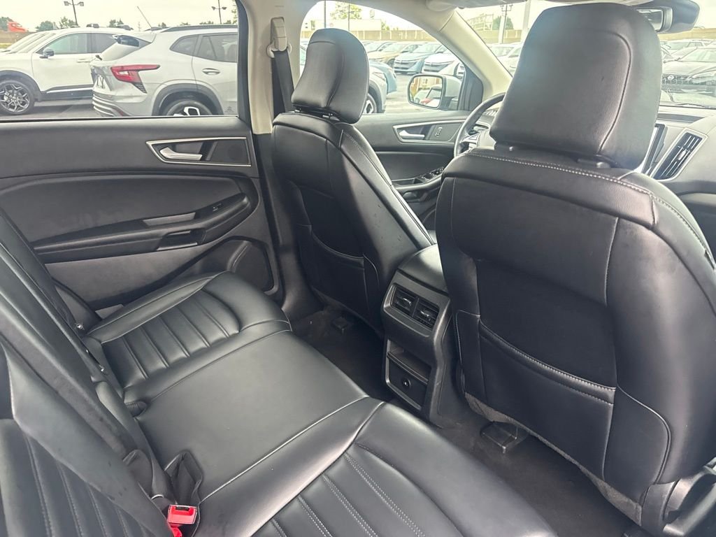 2024 Ford Edge SEL - Photo 17